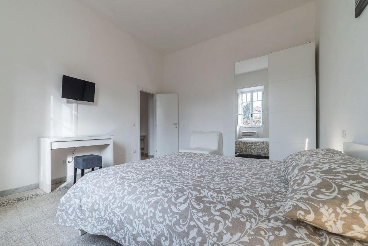 רומא Colosseo & Colle Oppio Cozy Apartment מראה חיצוני תמונה
